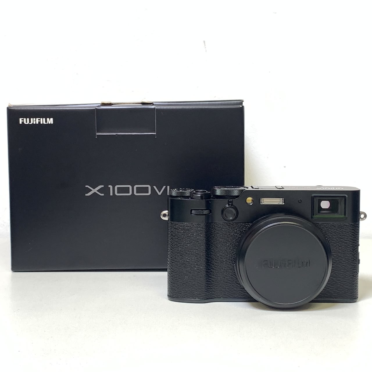 [USED] FUJIFILM X100VI Digital Camera (Black, SC 1.5K, 99% Like New With Box) — [USED] FUJIFILM X100VI Digital Camera (Black)