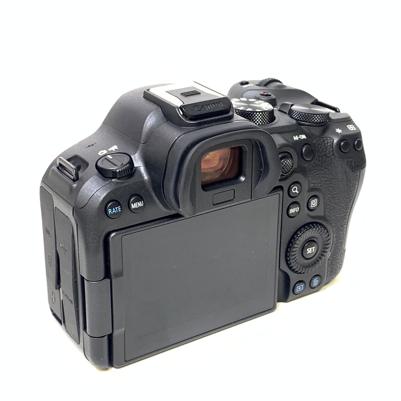 [USED] Canon EOS R6 Mark II Body  (SC 4K, 99% Like New) (Canon Malaysia Wty July 2027) — [USED] Canon EOS R6 Mark II Body Only