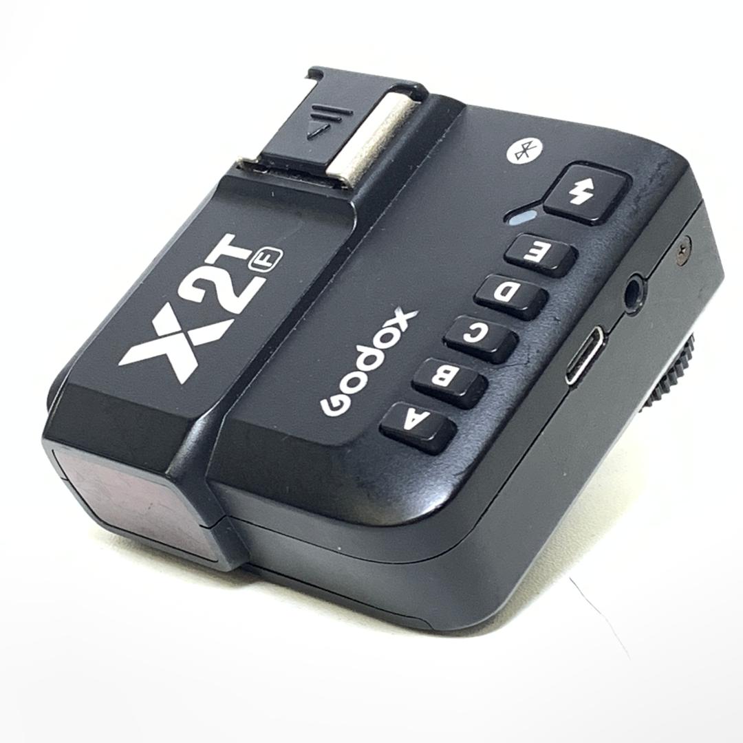 [USED] Godox X2 X2T 2.4 GHz TTL Wireless Flash Trigger for Fujifilm (98% Like New With Box) — Godox X2 2.4 GHz TTL Wireless Flash Trigger for Fujifilm