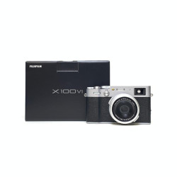 [USED] FUJIFILM X100VI Digital Camera (Silver, SC 300+ only, 99% Like New With Box)