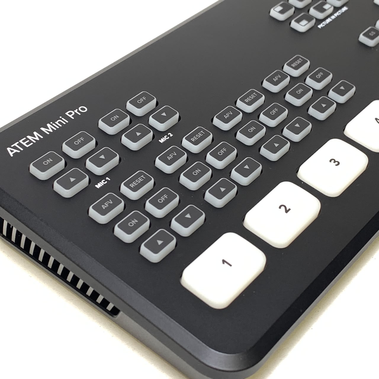 [USED] Blackmagic Design ATEM Mini Pro Live Stream Switcher (99% Like New with Box) — [USED] Blackmagic Atem Mini Pro