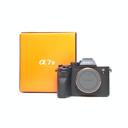 [USED] Sony A7 Mark IV Mirrorless Camera A7 IV Body Only (SC 33K, Sony MY WTY Until: 05/2027, 99% Like New With Box)