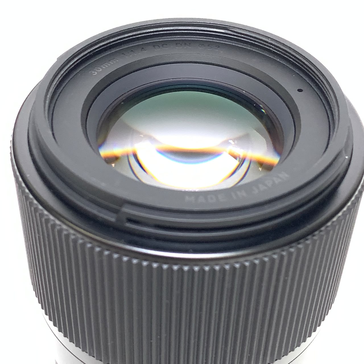 [USED] Sigma 30mm F1.4 DC DN C Lens for Sony E-Mount (98% Like New) — [USED] Sigma 30mm F1.4 DC DN C Lens for Sony E-Mount