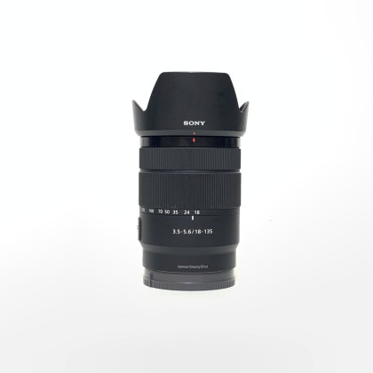 [USED] Sony E 18-135mm F3.5-5.6 OSS Lens (98% Like New)