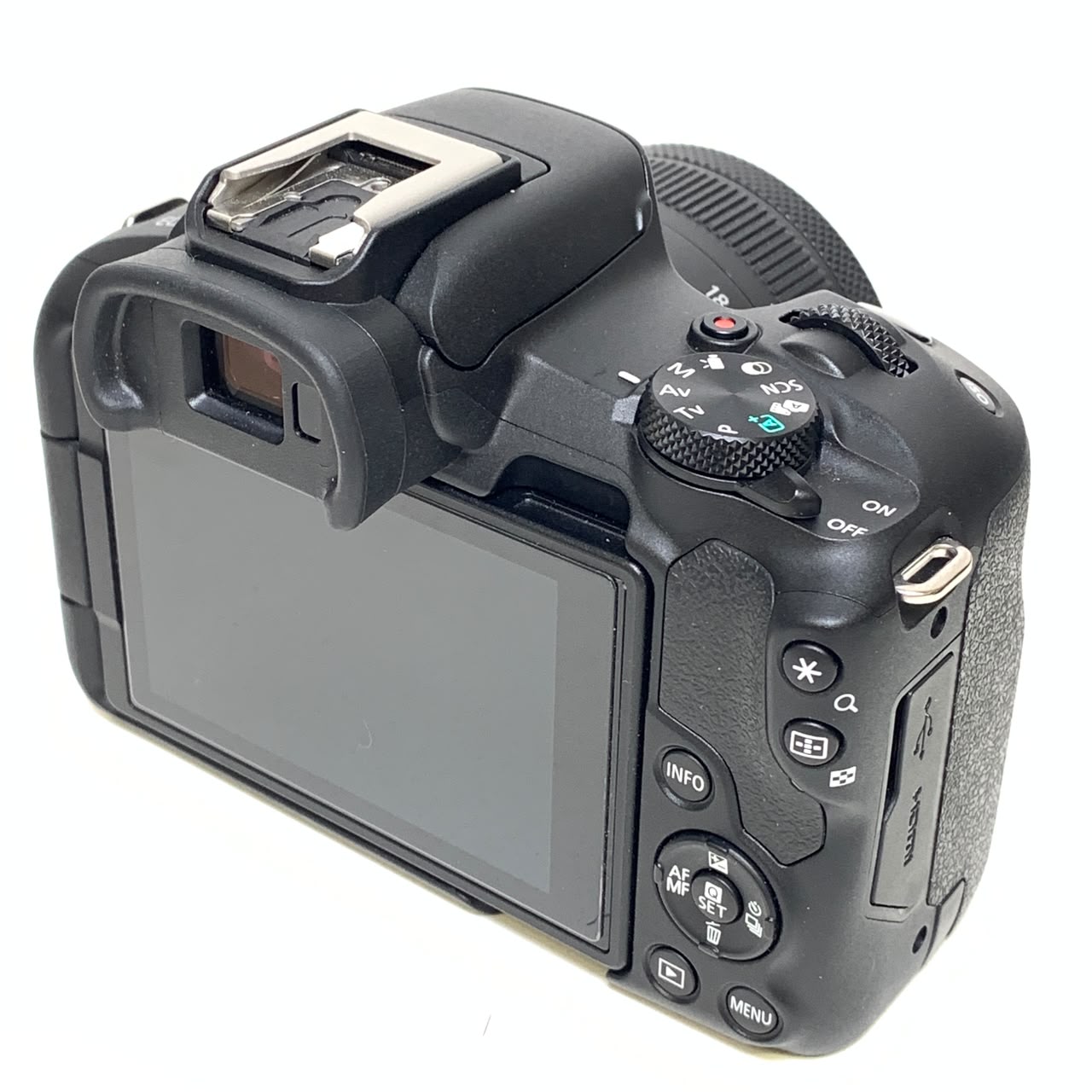 [USED] Canon EOS R50 Kit 18-45mm F4.5-6.3 Lens (SC 1K Only, 99% Like New) — [USED] Canon EOS R50 Kit 18-45mm Lens