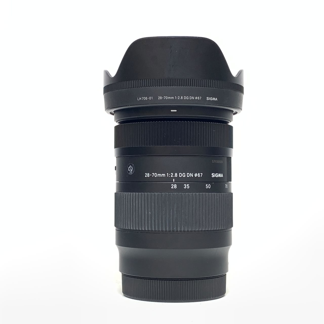 [USED] Sigma 28-70mm F2.8 DG DN  Lens for L Mount (99% Like New With Box) — [USED] Sigma 28-70mm F2.8 DG DN Lens for L Mount