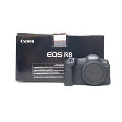[USED] Canon EOS R8 Body Only ( Warranty til FEB 2028 , SC 1K, 99% Like New) / Canon R8 / R8 / R 8