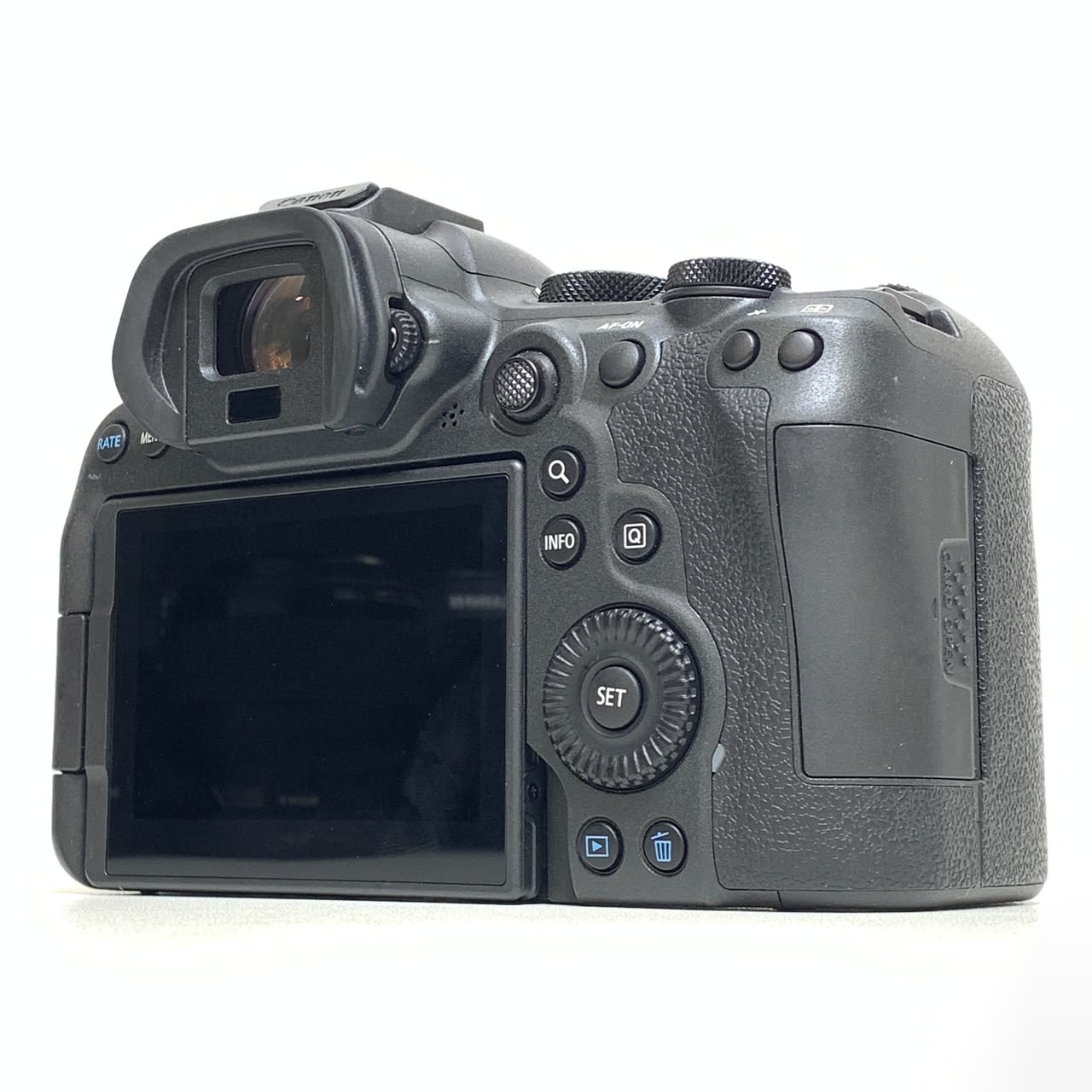 [USED] Canon EOS R6 Mark II Body (Canon Warranty til April 27 , SC 9K, 99% Like New With Box) — [USED] Canon EOS R6 Mark II Body Only