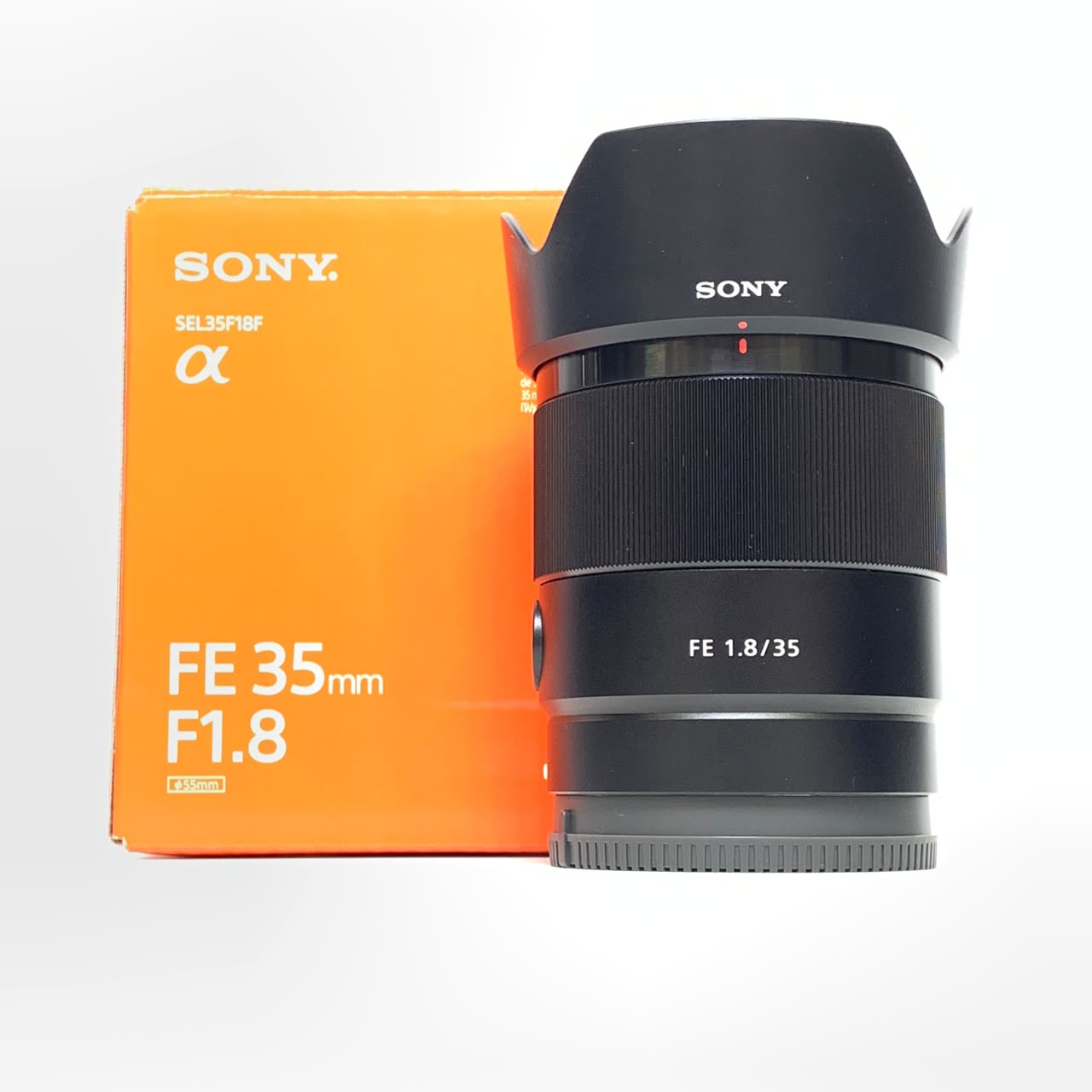 [USED] Sony FE 35mm F1.8 Lens (99% Like New With Box) — [USED] Sony FE 35mm F1.8 Lens