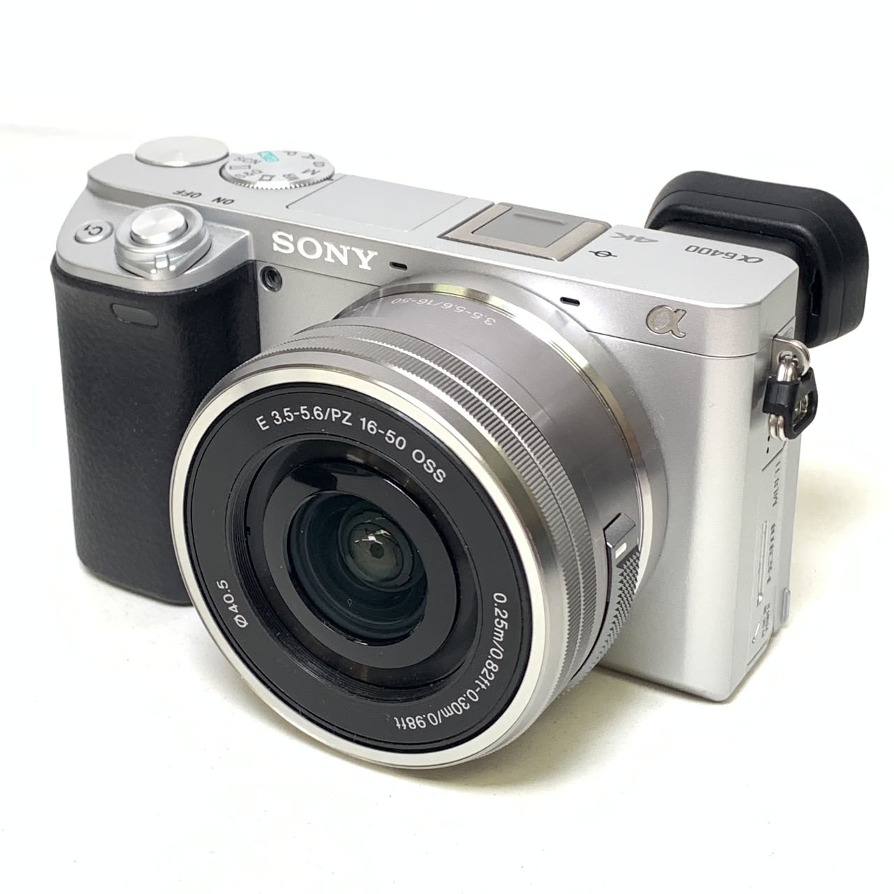 [USED] Sony A6400 with 16-50mm Kit Lens (Silver) (SC 1K Only, 99% Like New With Box) — [USED] Sony A6400 with 16-50mm Lens