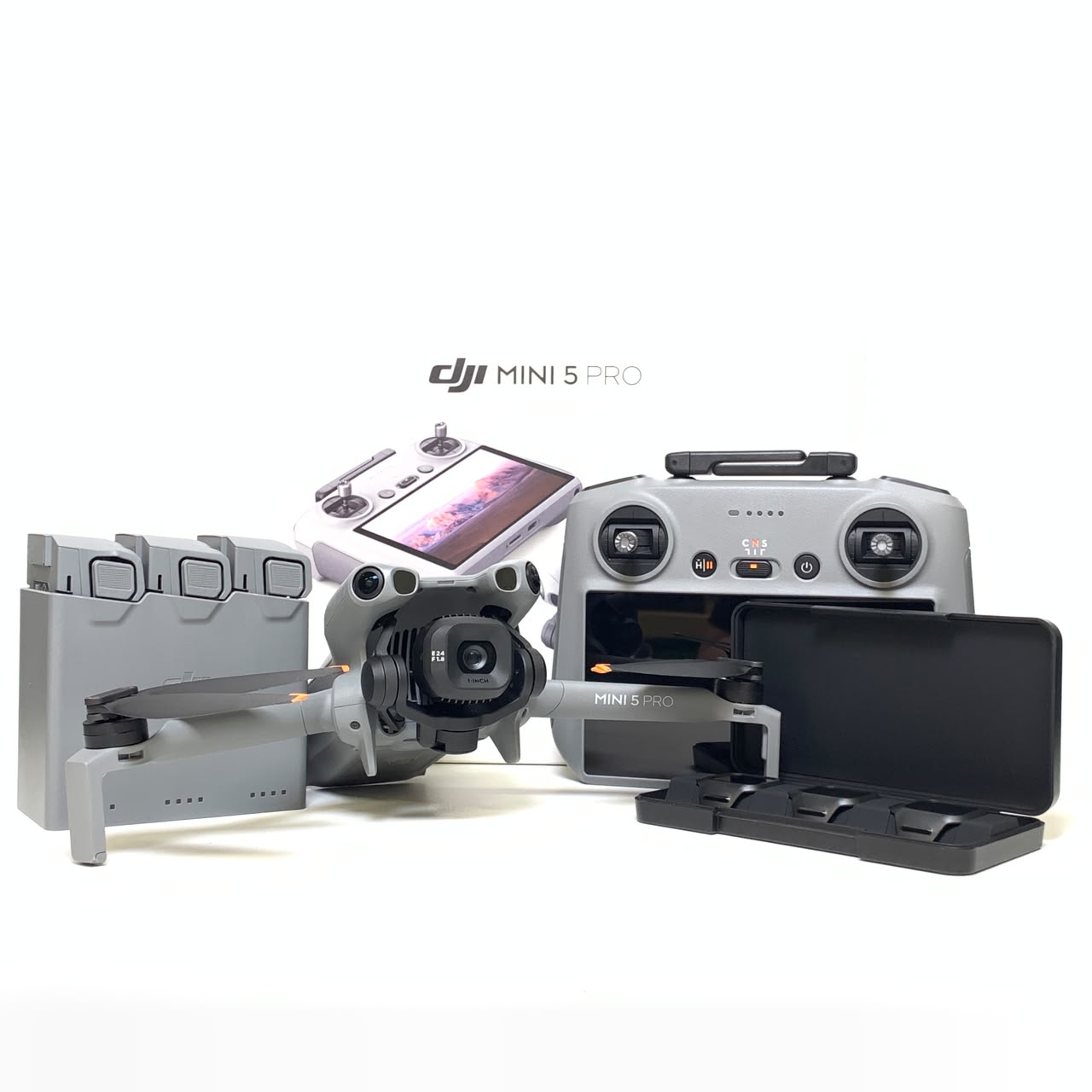 [USED] DJI Mini 5 Pro Fly More Combo (DJI RC 2 FMC AVG Cycle 3,DJI My Wty Until MAY 2027, 99%Like New With Box) — DJI Mini 5 Pro FMC (RC2)