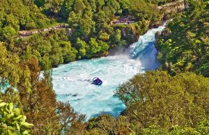 new-zealand-taupo-huka-falls