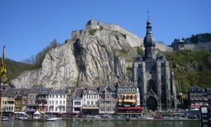 gereja-notre-dame