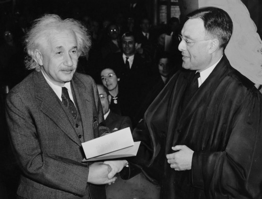 Thumb albert einstein 62931 1280