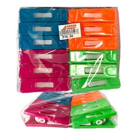 Clothes Pin Plastic Four Colors 12s