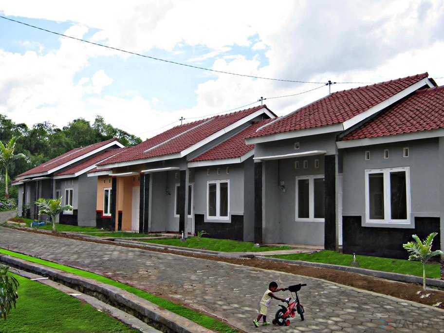 Contoh perumnas (Sumber: www.varia.id)