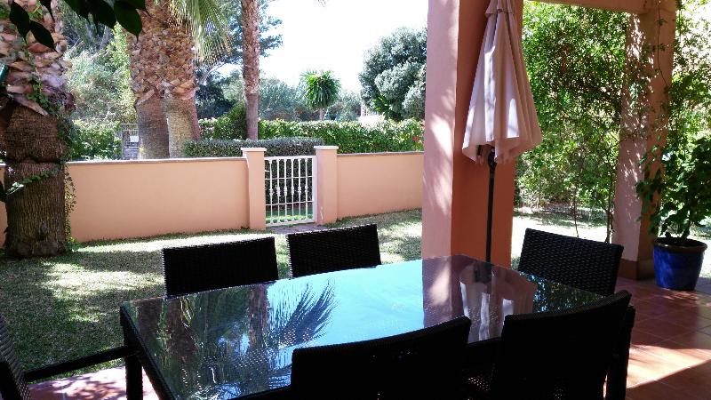 This is the image of the Apartment in Marbella, Malaga 102960 #2