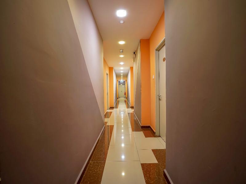 This is the image of the OYO 1043 Get Inn Hotel Sendayan #1