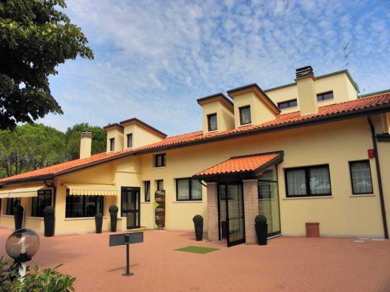 This is the image of the Green Garden Resort #2