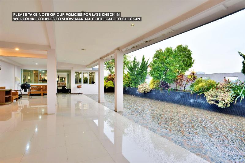 This is the image of the ZEN Rooms Kasira Bintaro Sektor 7 #3