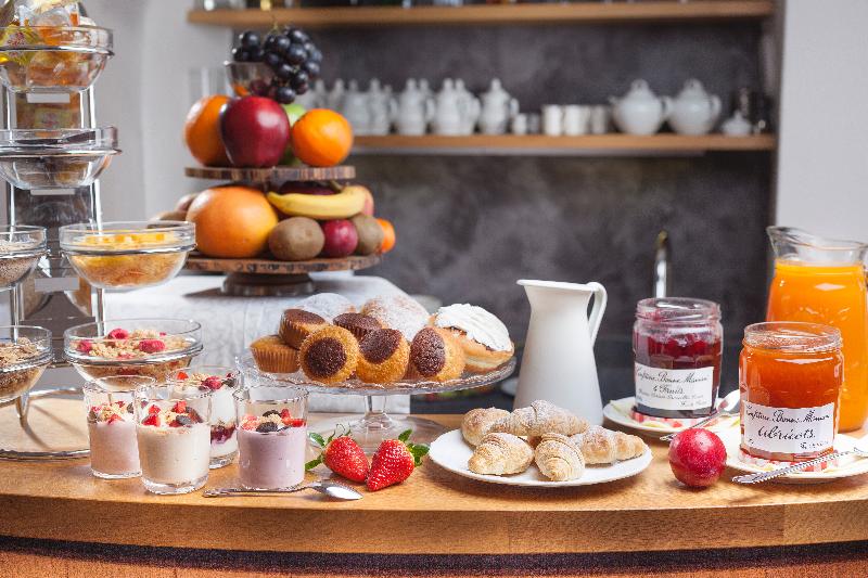 This is the image of the Hotel At Green Grape #2