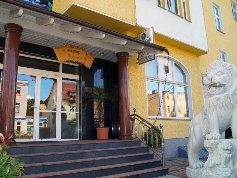 This is the image of the Hotel Mardin Karlshorst #3