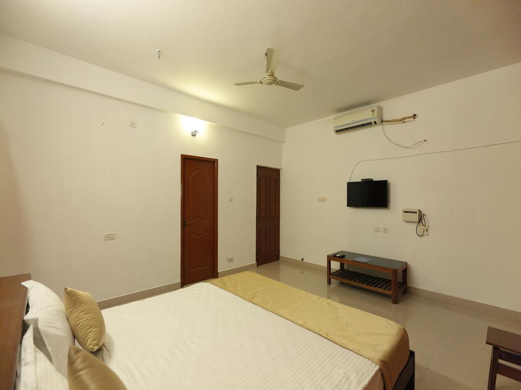 This is the image of the OYO 5287 Velachery #1