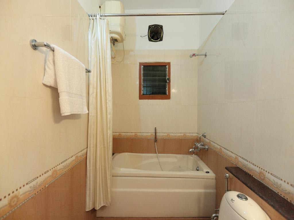This is the image of the OYO 5287 Velachery #4