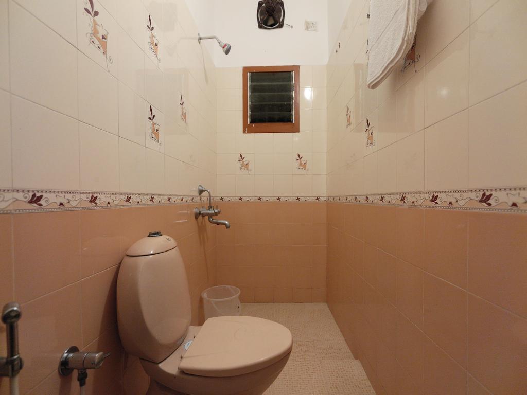 This is the image of the OYO 5287 Velachery #2