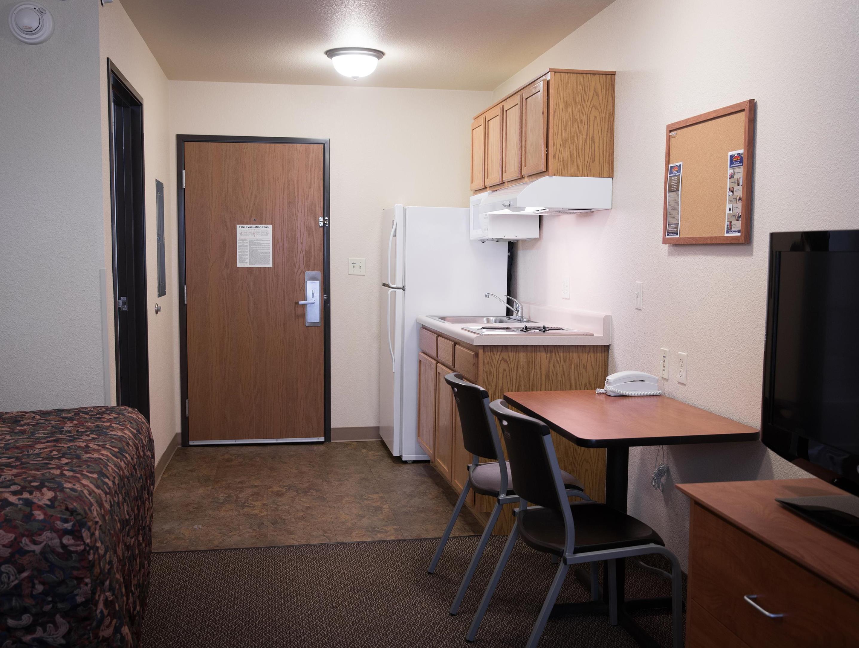 This is the image of the WoodSpring Suites Kansas City Lenexa #4