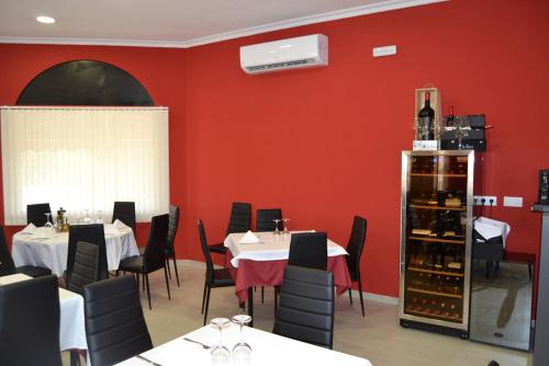 This is the image of the Hotel Restaurante La Sombra Del Olivo #3