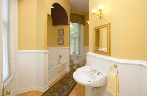 This is the image of the DuPont Mansion Historic Bed and Breakfast #3