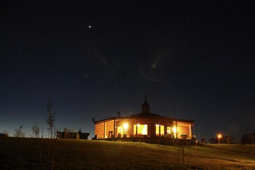 This is the image of the Gracias a la Vida Lodge #4