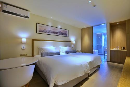 This is the image of the Cozi Cottage (Shanghai International Tourism Resort) #3