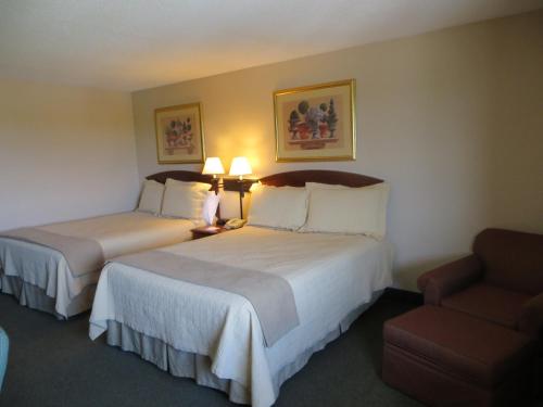 This is the image of the Ramada by Wyndham Indianapolis Airport #5