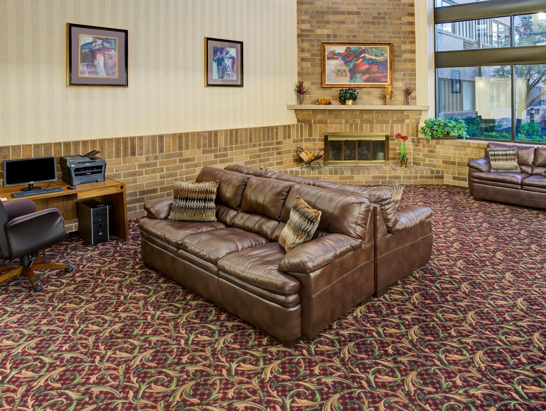 This is the image of the Ramada by Wyndham Indianapolis Airport #2