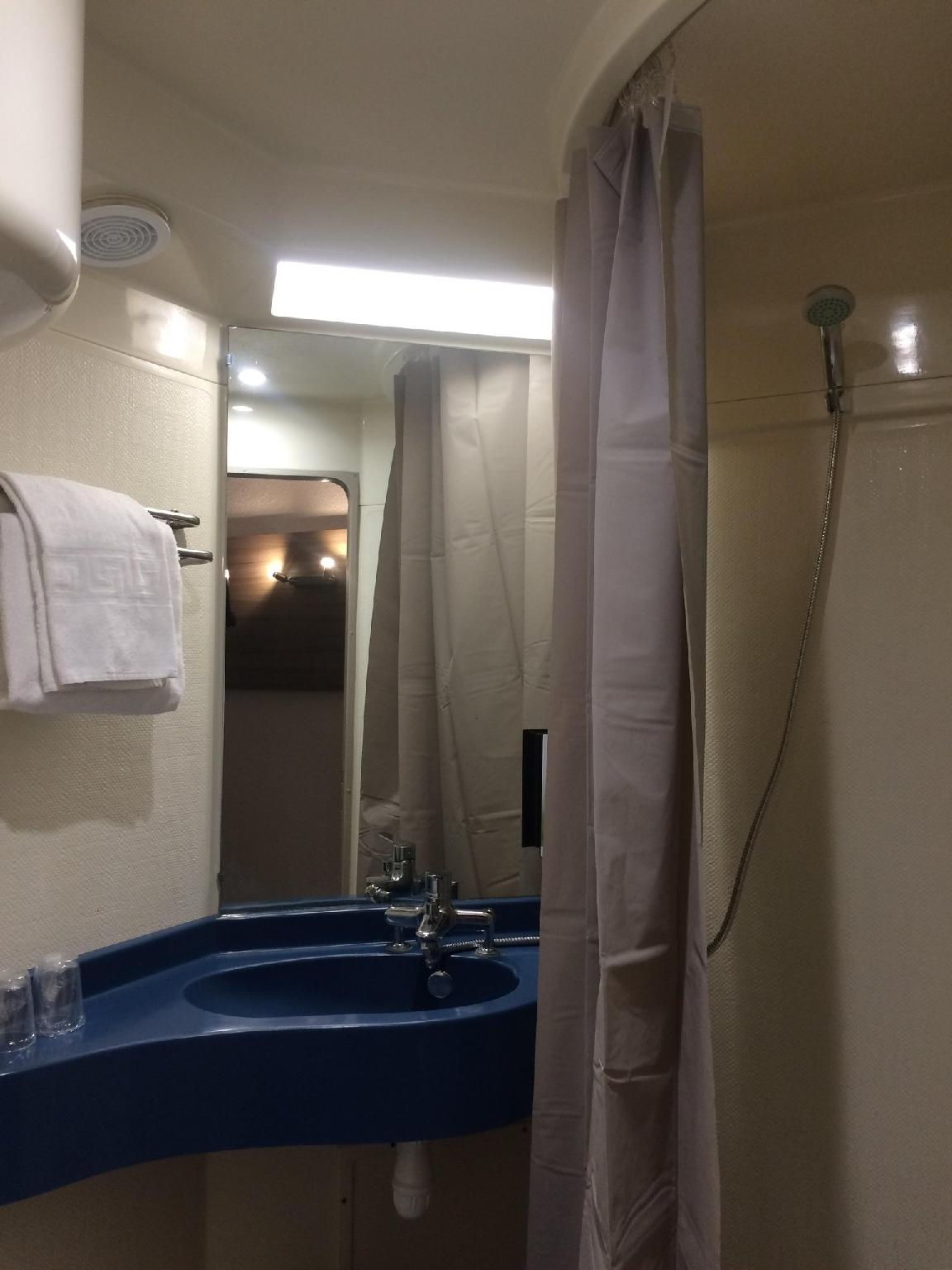 This is the image of the Good Hotel Marseille Aubagne - La Valentine #4