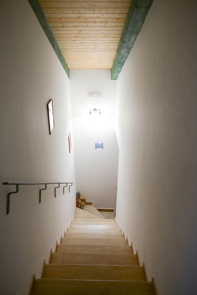 This is the image of the Le Giare Cannicchio Acciaroli #1