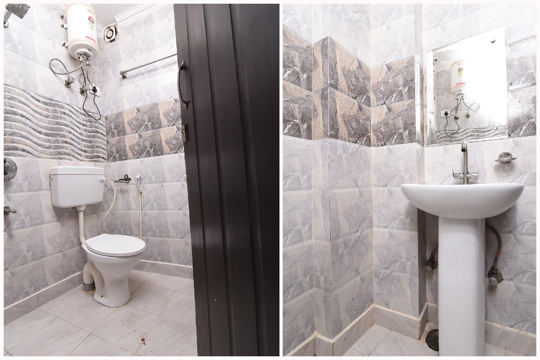 This is the image of the OYO 23677 Hotel Marina #5