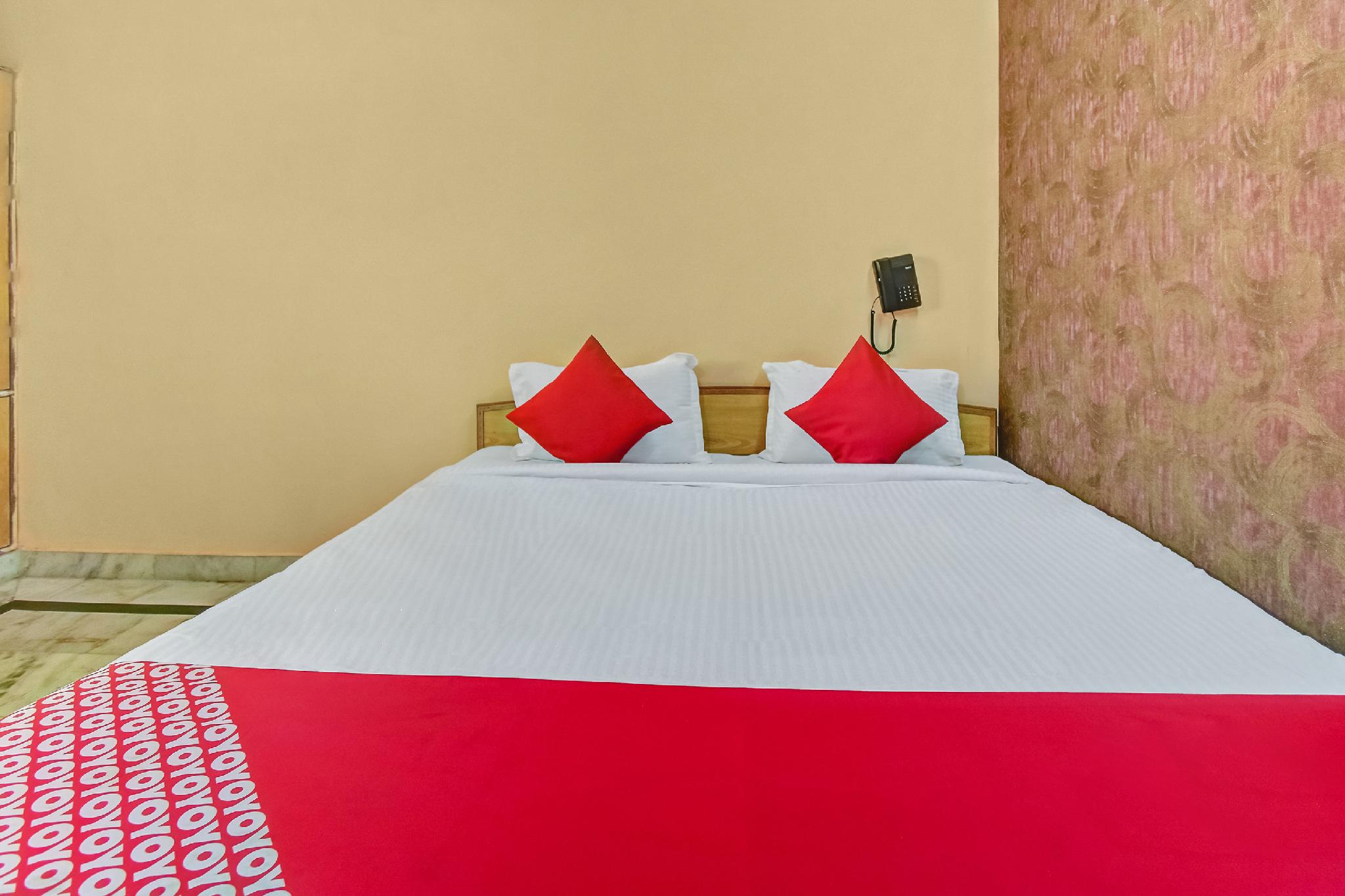 This is the image of the OYO 61267 Ashish Palace #5