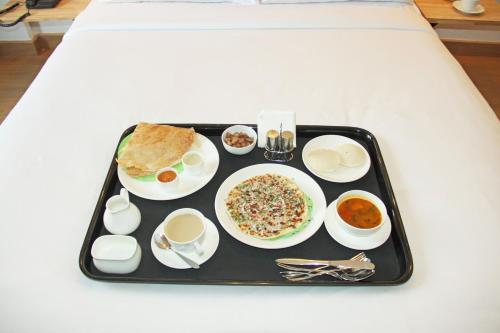 This is the image of the OYO 9627 Hotel Srinivasa Central #4