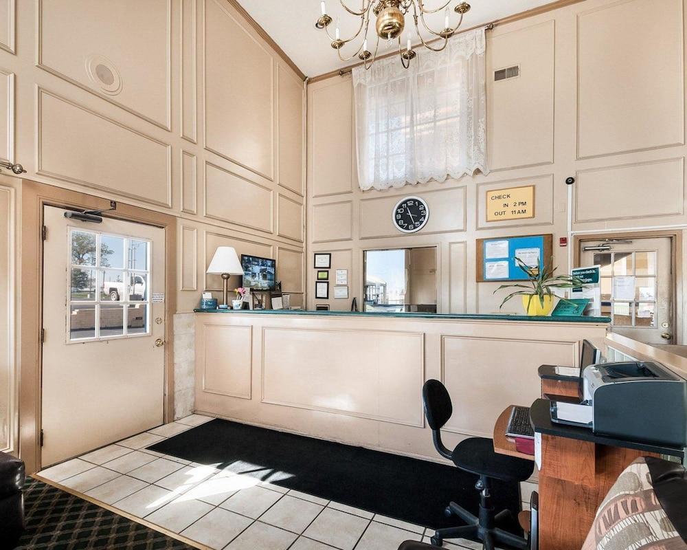 This is the image of the Rodeway Inn & Suites Olathe #4