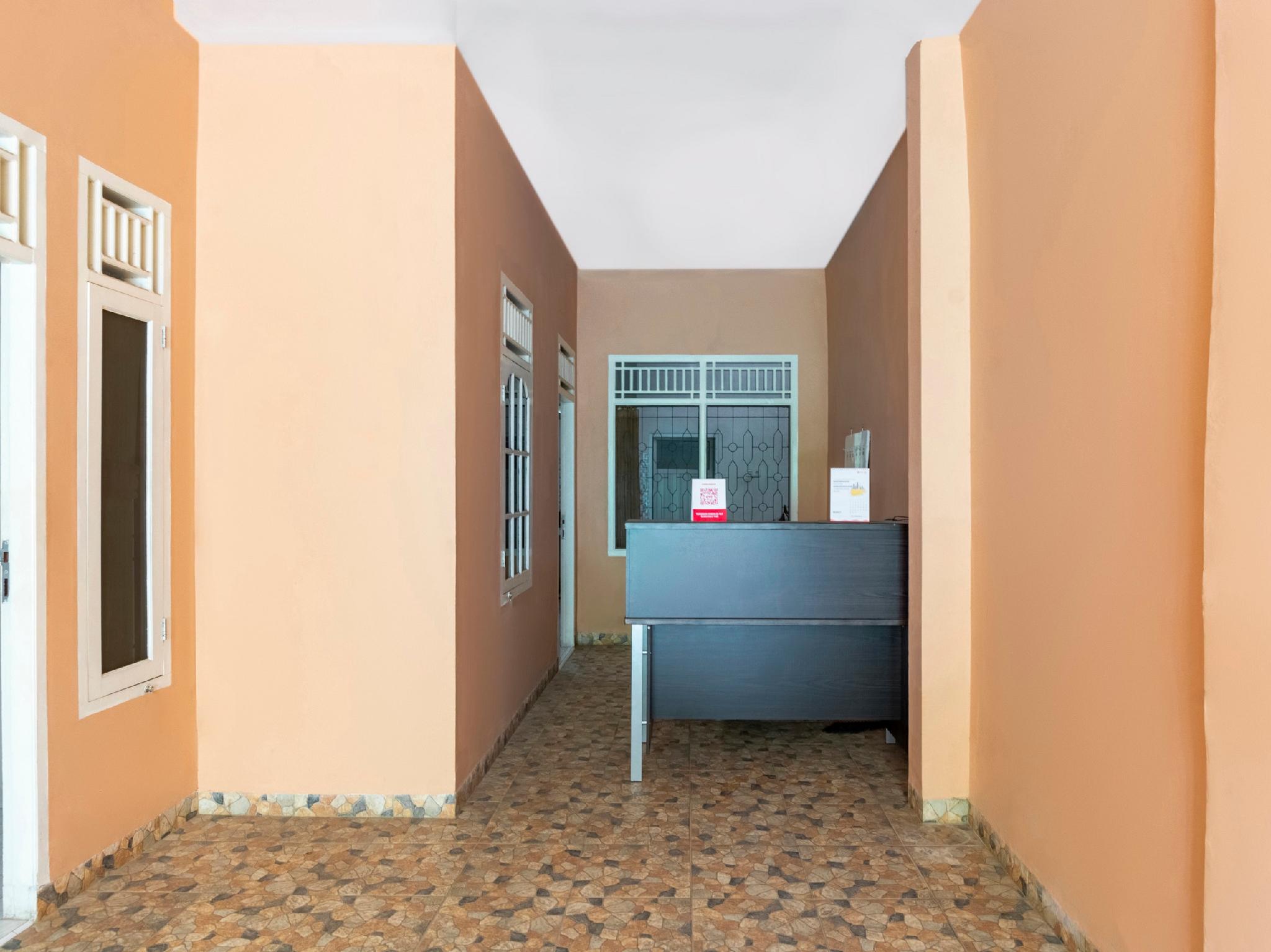 This is the image of the OYO 2898 kost Irfani #5