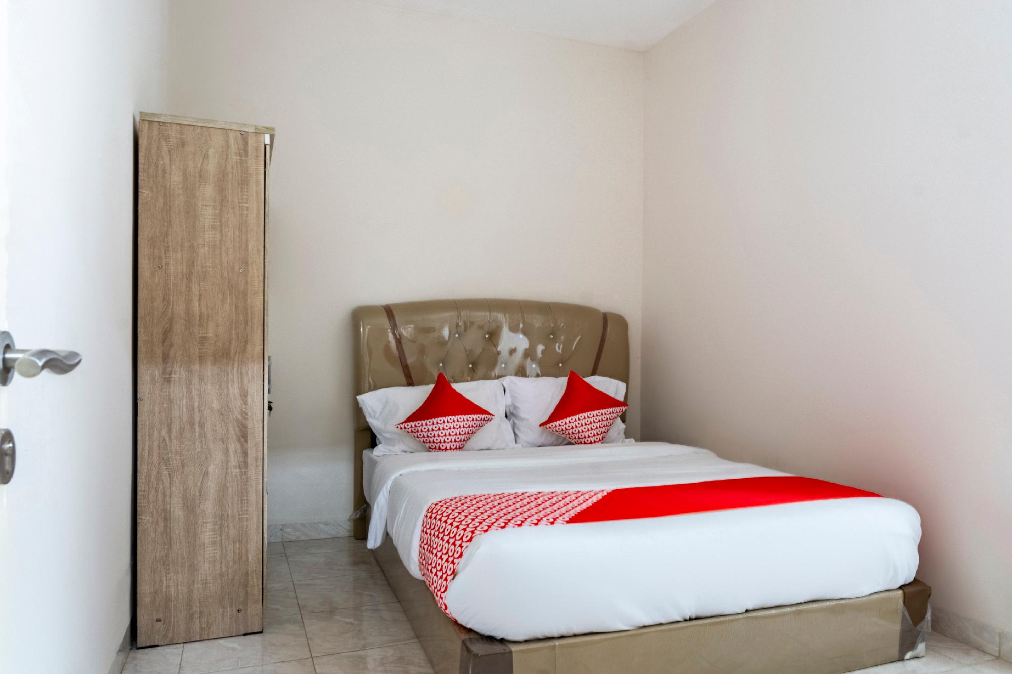 This is the image of the OYO 2898 kost Irfani #3