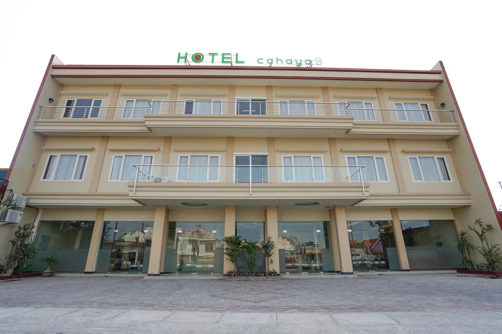 This is the image of the OYO 1330 Hotel Cahaya 3 #3