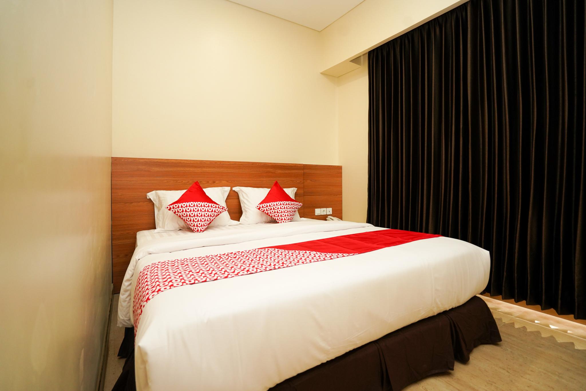 This is the image of the OYO 1330 Hotel Cahaya 3 #2