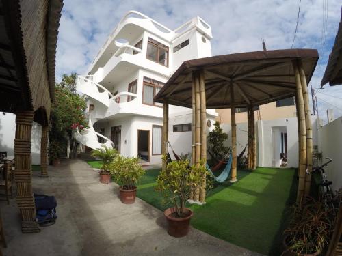 This is the image of the Gran Hostal Tintorera #2