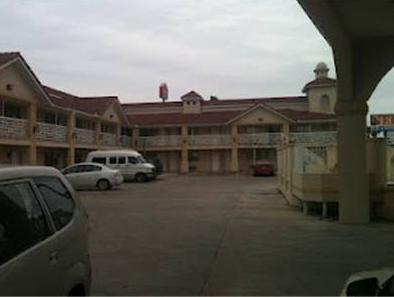 This is the image of the OYO Hotel McAllen Airport South #5