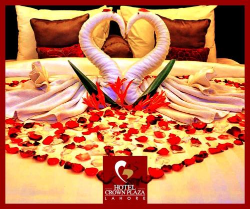 This is the image of the Hotel Crown Plaza Lahore #5