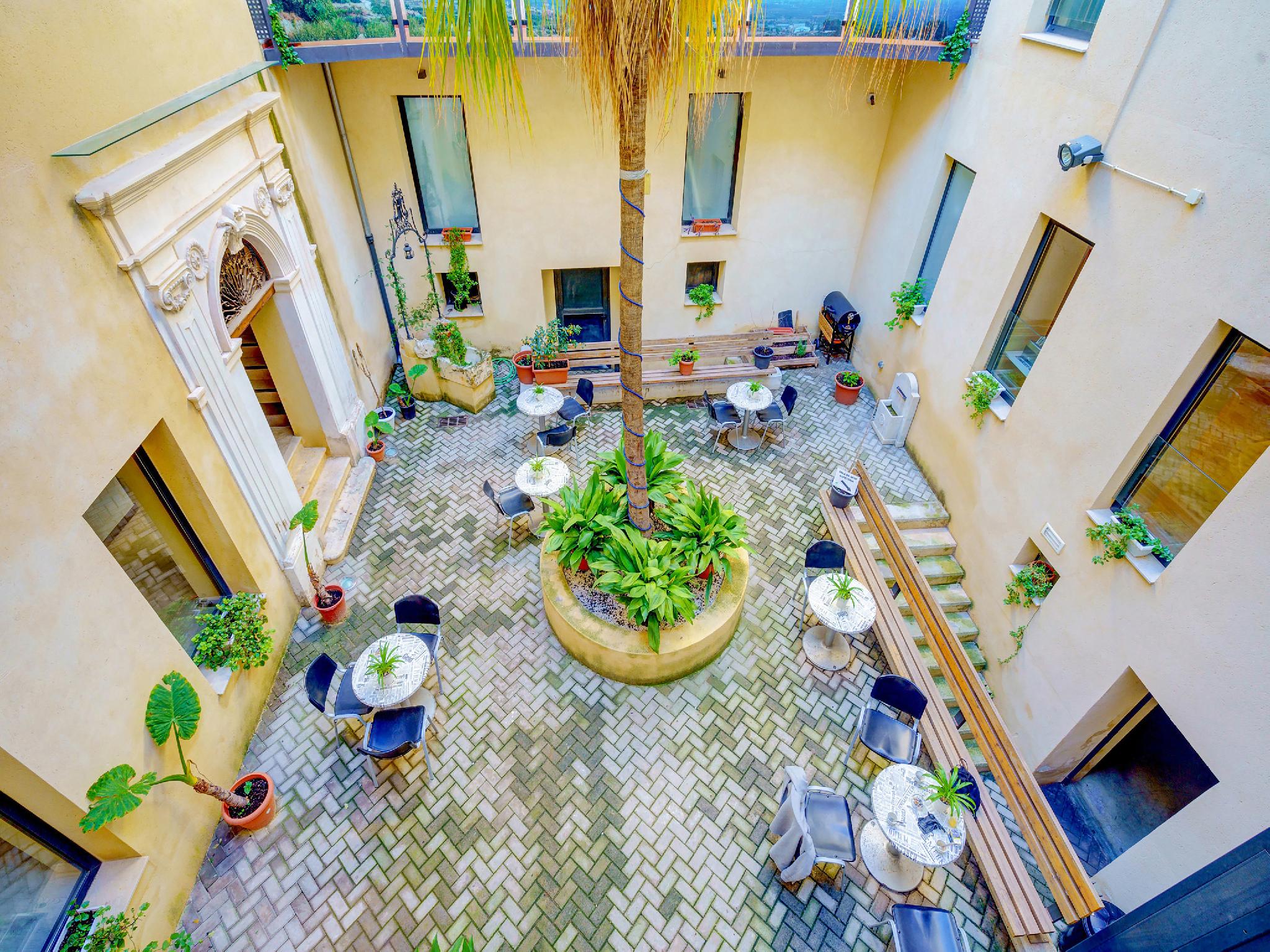 This is the image of the OYO Casa del Cigroner Xativa #2